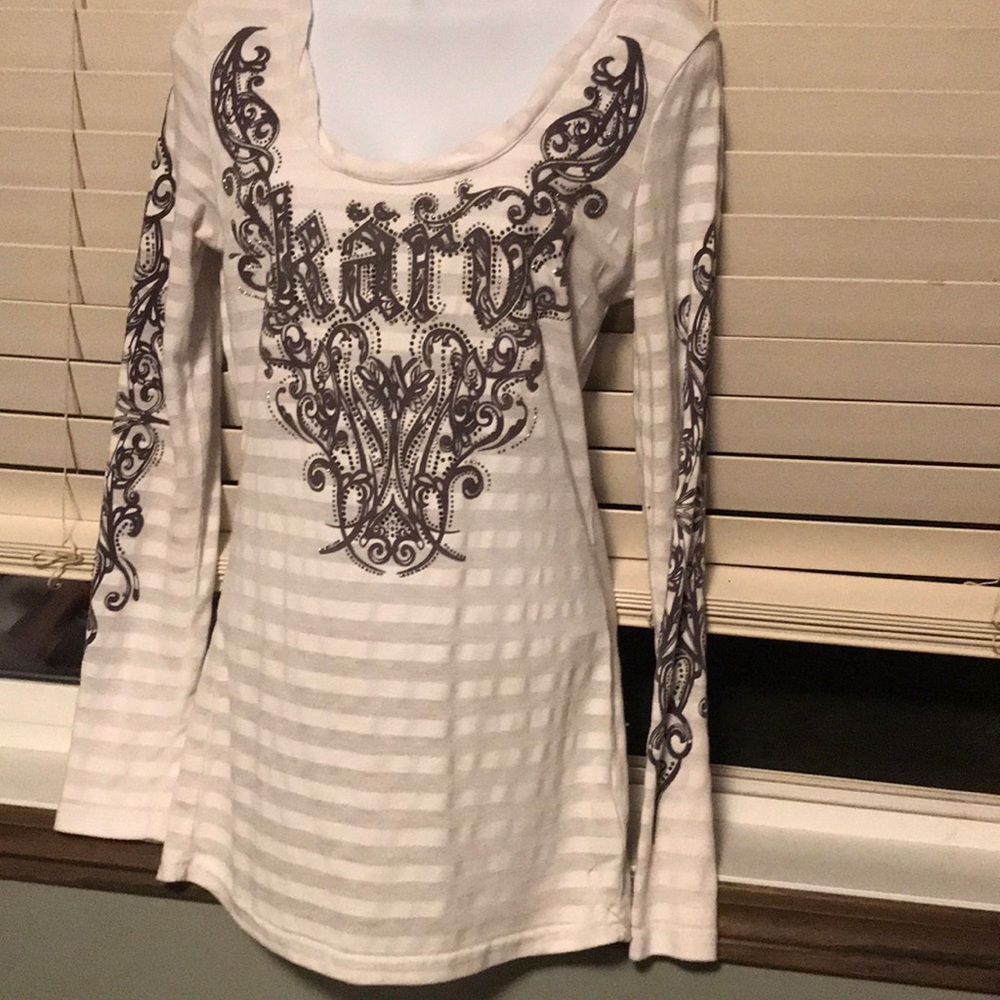 Long sleeve tshirt